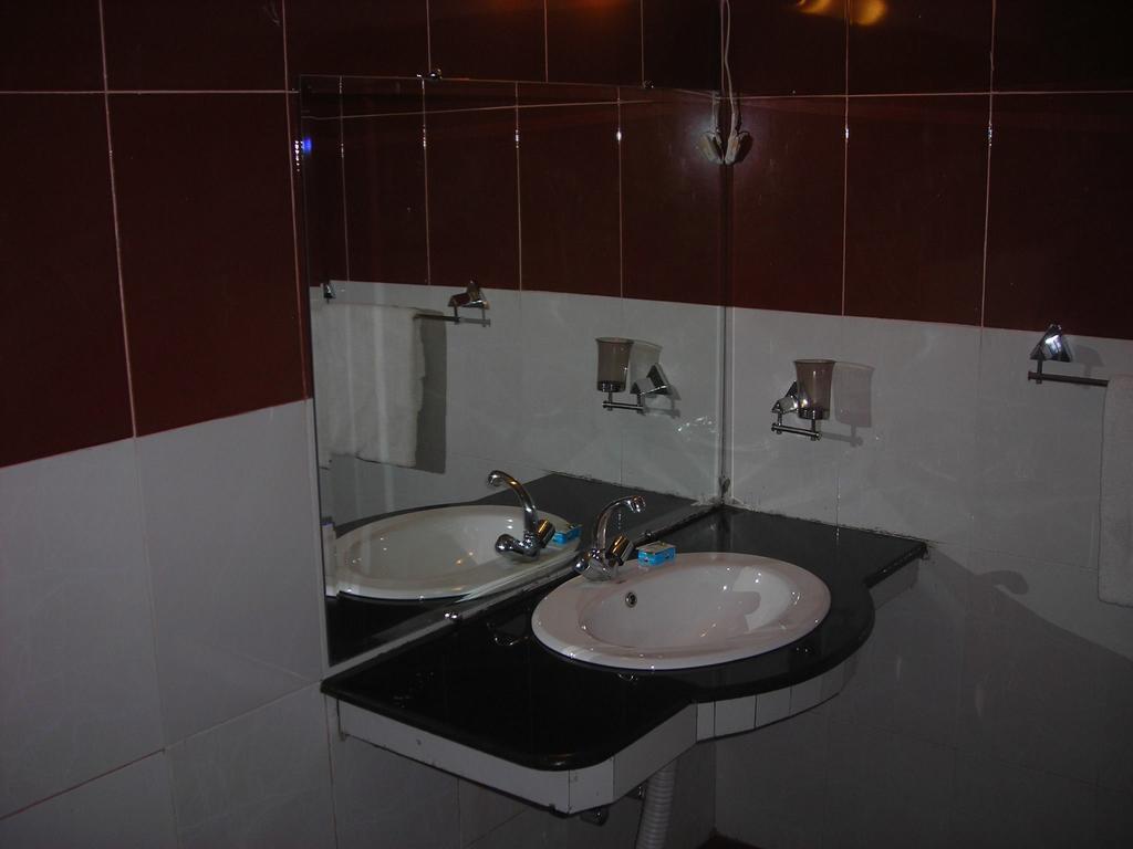 Amyl'S Garden Guest House Islamabad Zewnętrze zdjęcie