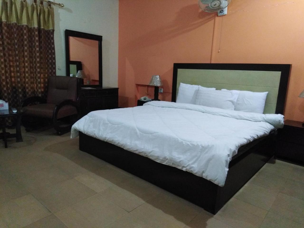 Amyl'S Garden Guest House Islamabad Zewnętrze zdjęcie