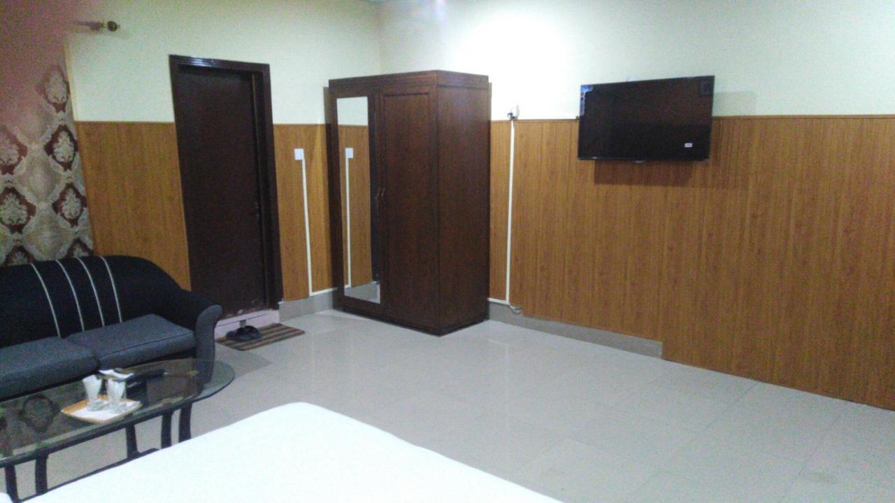 Amyl'S Garden Guest House Islamabad Zewnętrze zdjęcie